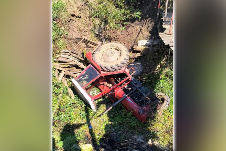 Traktor se prevrnuo na bok! (FOTO)